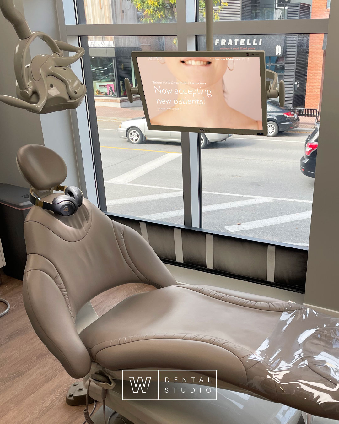 Enjoy a gentle massage in our state of the art chairs at your next dental appointment!⠀
⠀
Tel: 613-564-3300⠀
Email: info@wdentalstudio.com