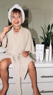 Where little smiles feel comfortable — an Ottawa dental studio your entire family will love. 🤍
From familiar shows to gentle care and a little reward at the end, we’ve designed every step to feel comfortable, easy, and positive.
#patientlove #wdental #ottawafamilydentist #ottawadentist